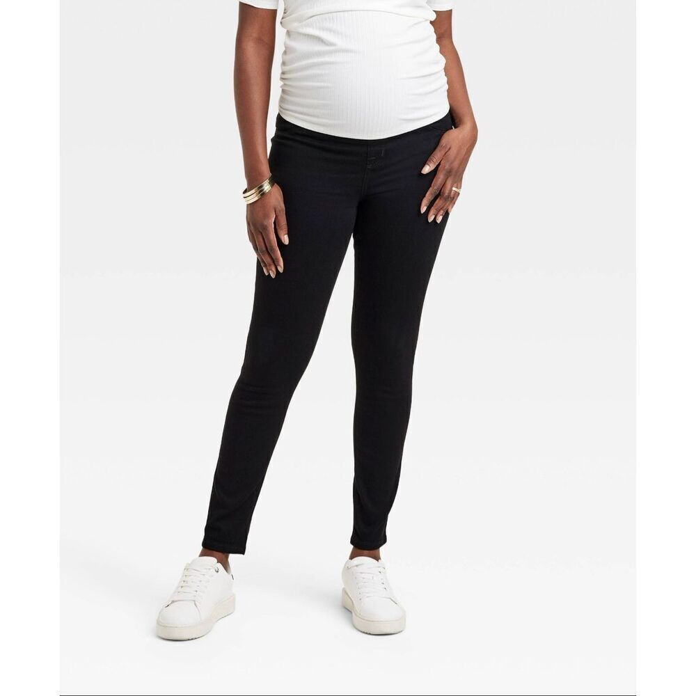 🌸 Ingrid & Isabel Black Over The Belly Skinny Maternity Jeans Size 2